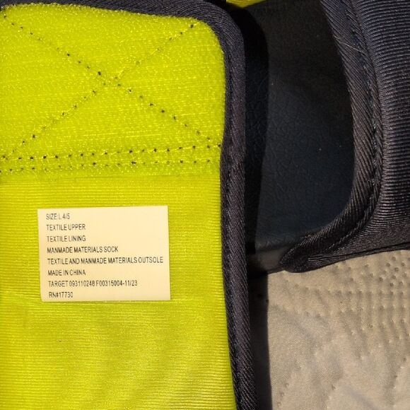 💲⬇️Puma Kids Sandals - Black and Gray - Picture 11 of 11